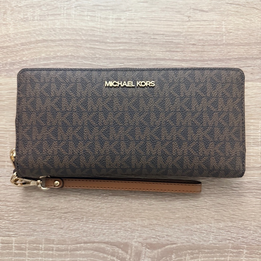 Michael Kors Full Zip Jet Set Travel Lg Continental Wallet Brown
